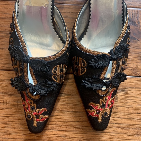 VINTAGE Embroidered Mule shoe - Picture 6 of 8